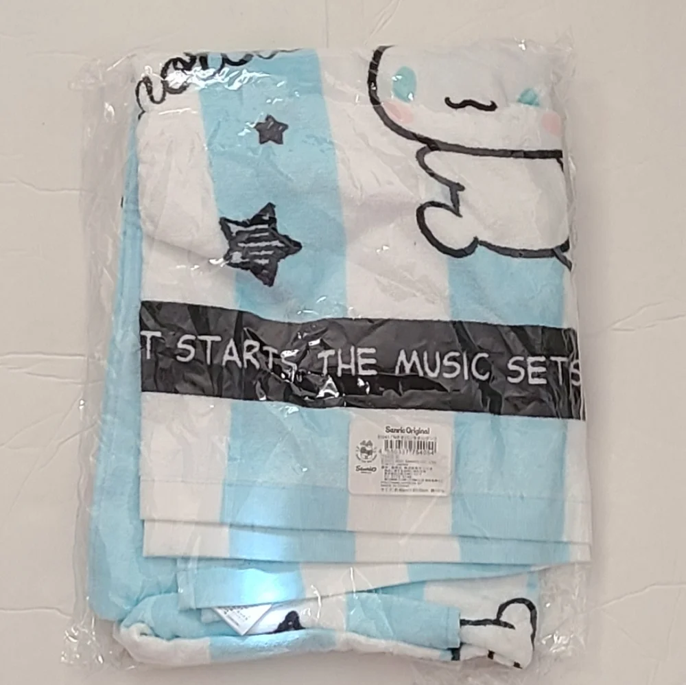 Cinnamoroll Bath Towel